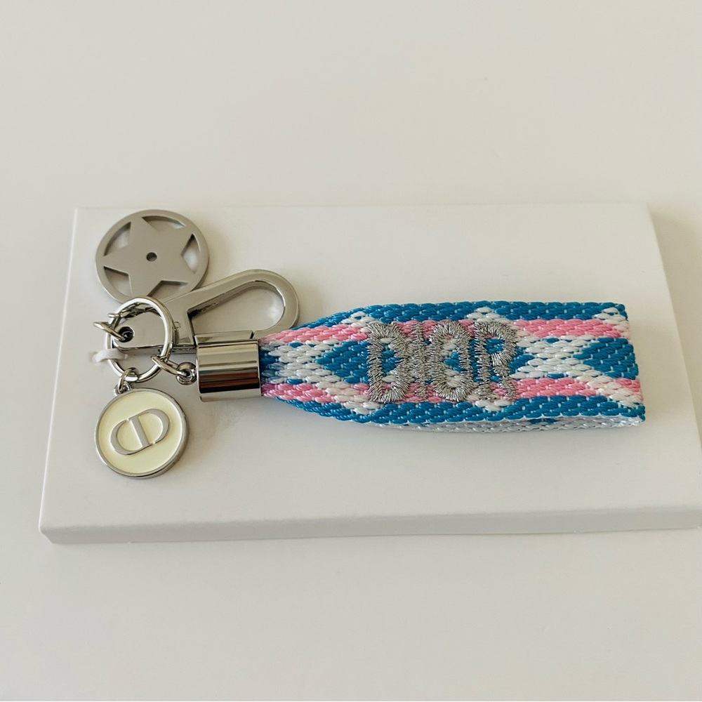 Brand New Dior Silver Tone Star Charm Logo Embroidery Key Chain - Picture 2 of 8
